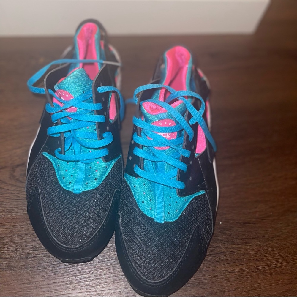 Huarache Nike - great condition - size 7Y